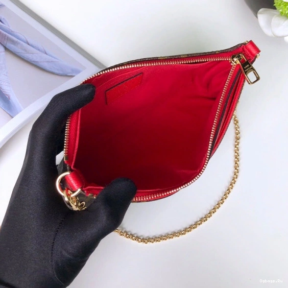 CHANELUTCH Vuitton Louis PALLAS 0114